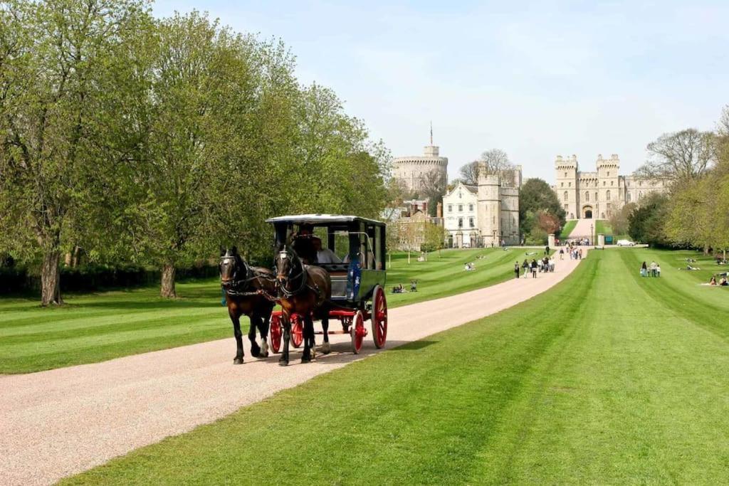 Beautiful Windsor 2 Bed, Perfect Location, 5 Mins Walk To Centre, Free Parking, Legoland, Ascot Apartment Екстериор снимка