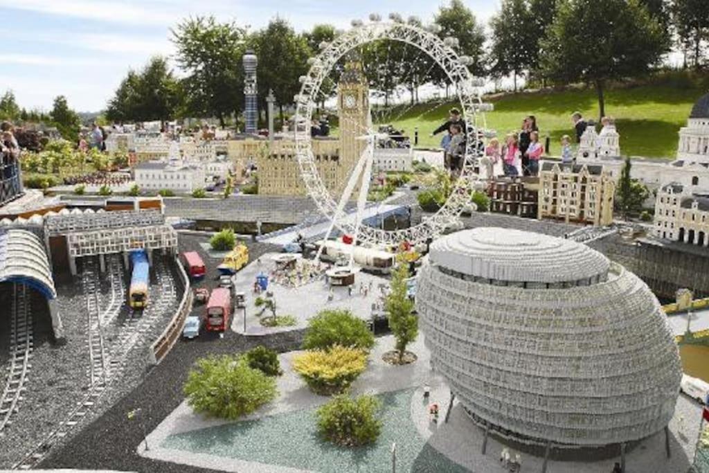 Beautiful Windsor 2 Bed, Perfect Location, 5 Mins Walk To Centre, Free Parking, Legoland, Ascot Apartment Екстериор снимка
