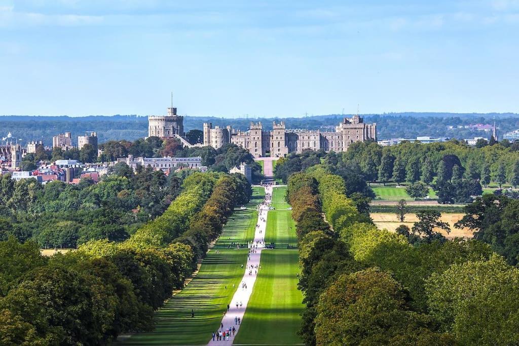 Beautiful Windsor 2 Bed, Perfect Location, 5 Mins Walk To Centre, Free Parking, Legoland, Ascot Apartment Екстериор снимка